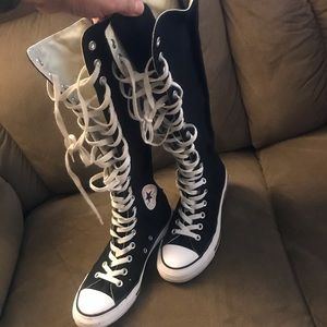 Converse knee high